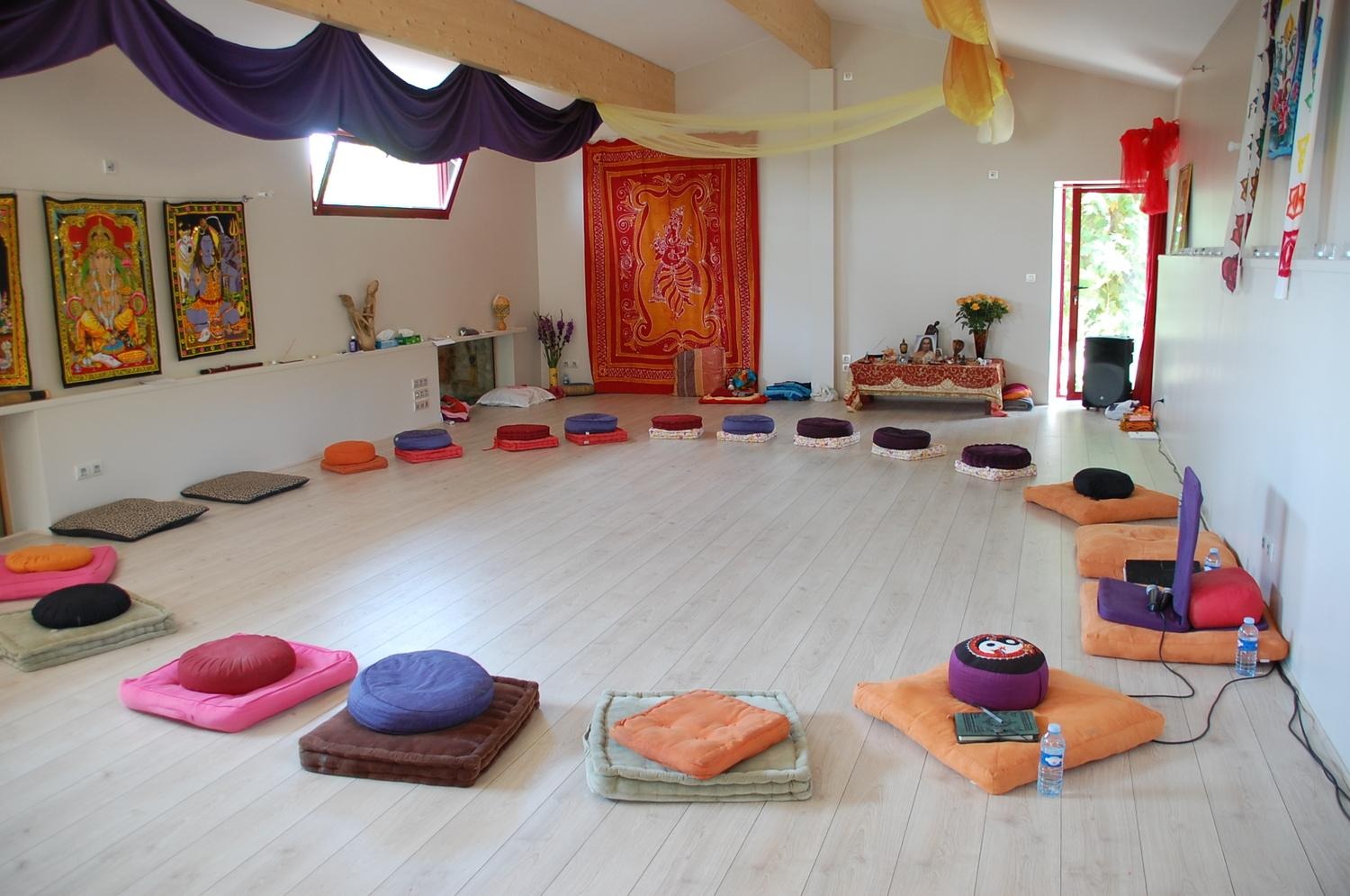 Hameau des Meysonniers — Salle de pratique